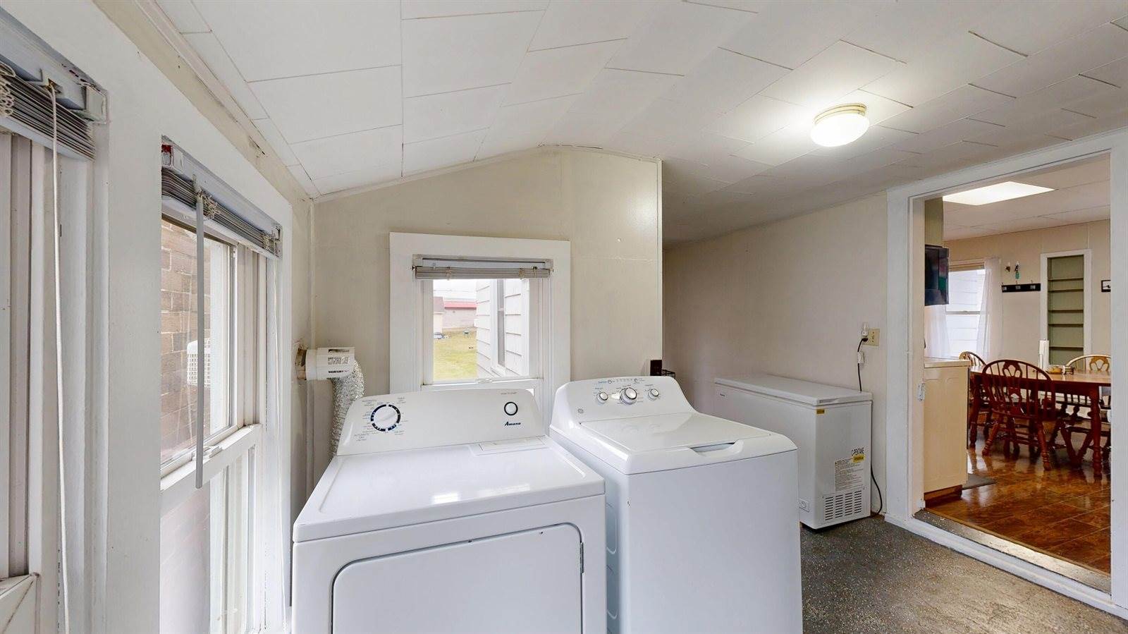 906 Center St, Wilton, WI 54670