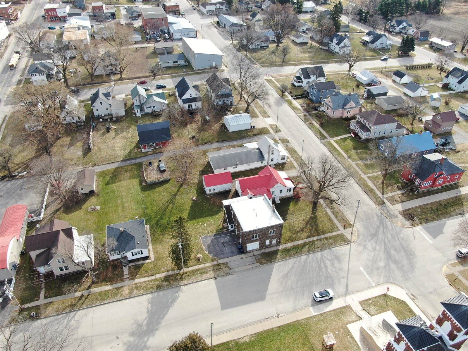 906 Center St, Wilton, WI 54670