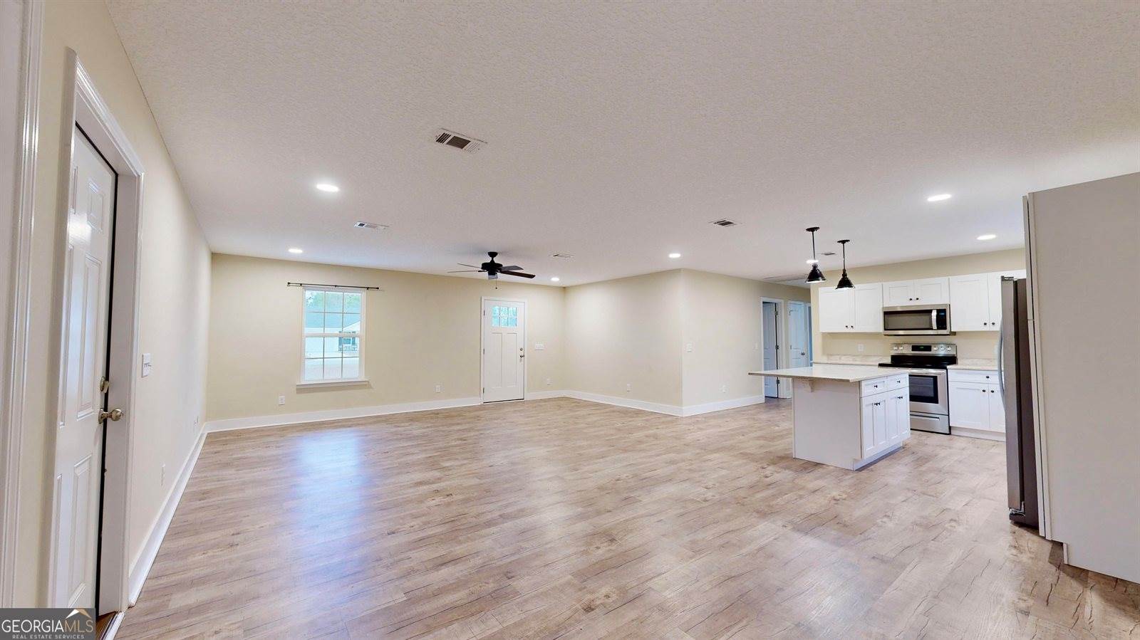 4756 Otter Creek Circle, Blackshear, GA 31516