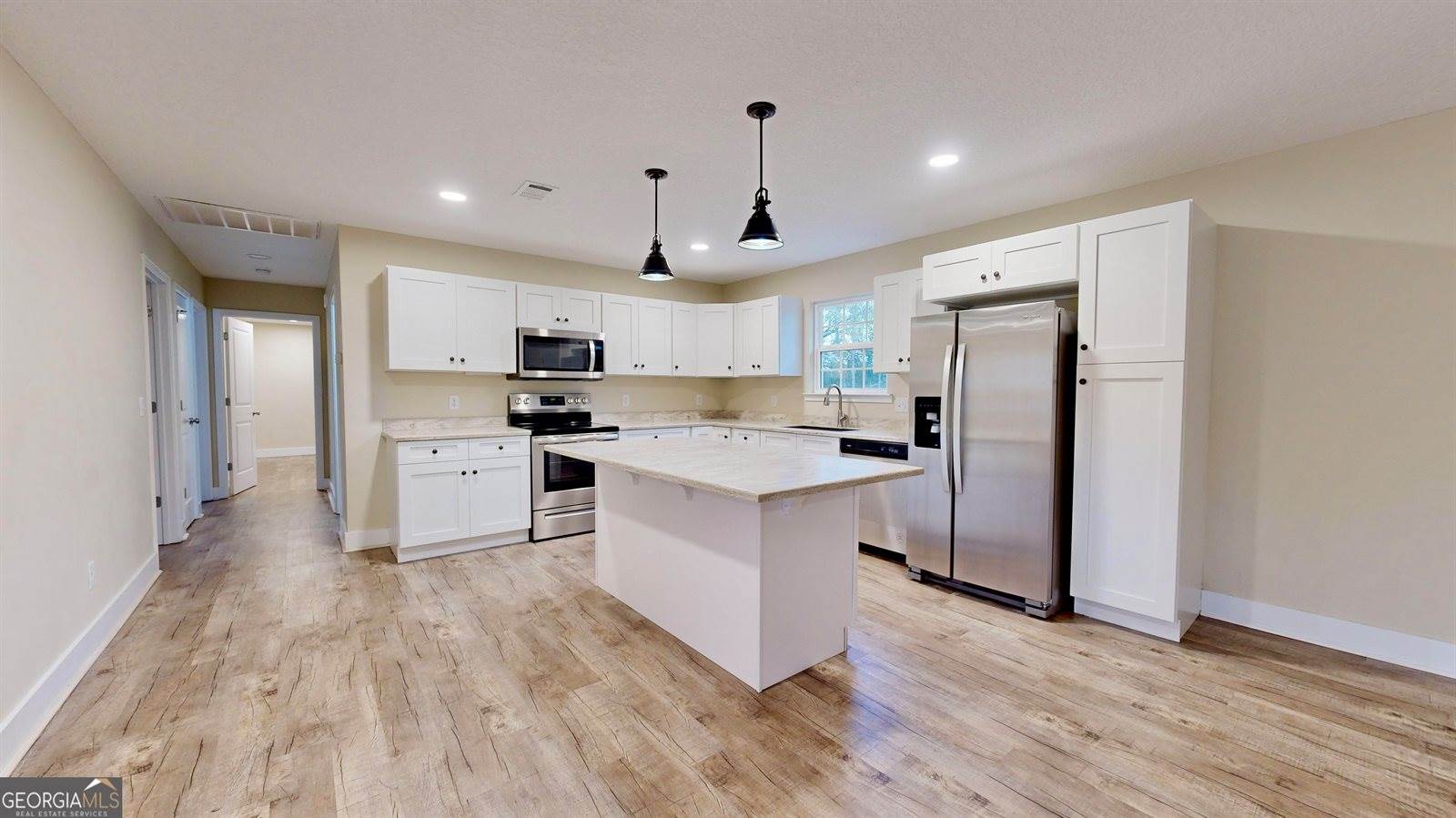 4756 Otter Creek Circle, Blackshear, GA 31516