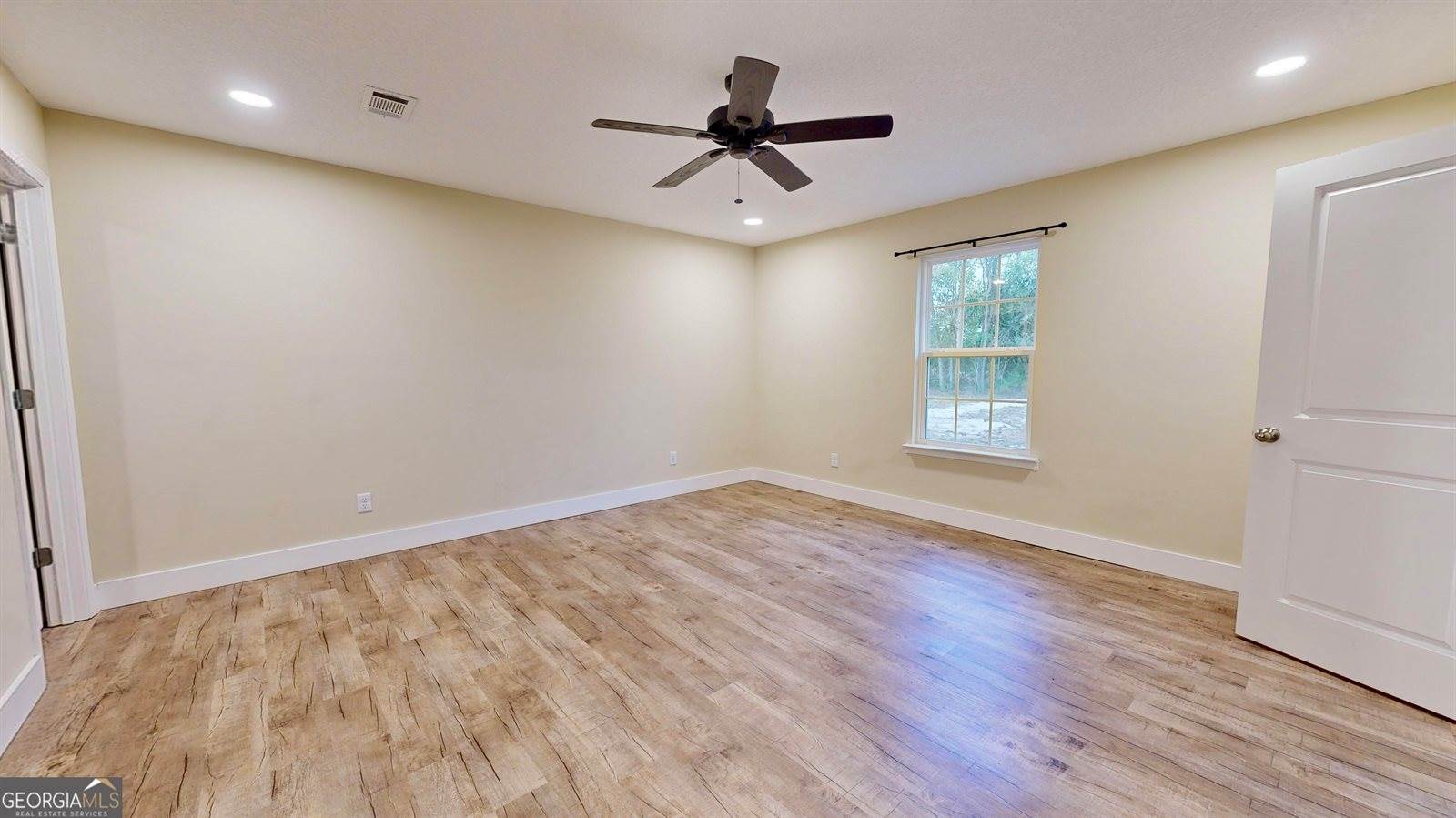 4756 Otter Creek Circle, Blackshear, GA 31516