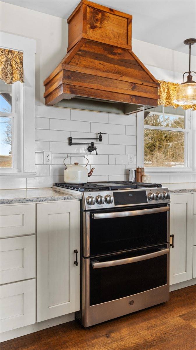 125 Shaw Hill Road, Hampden, ME 04444