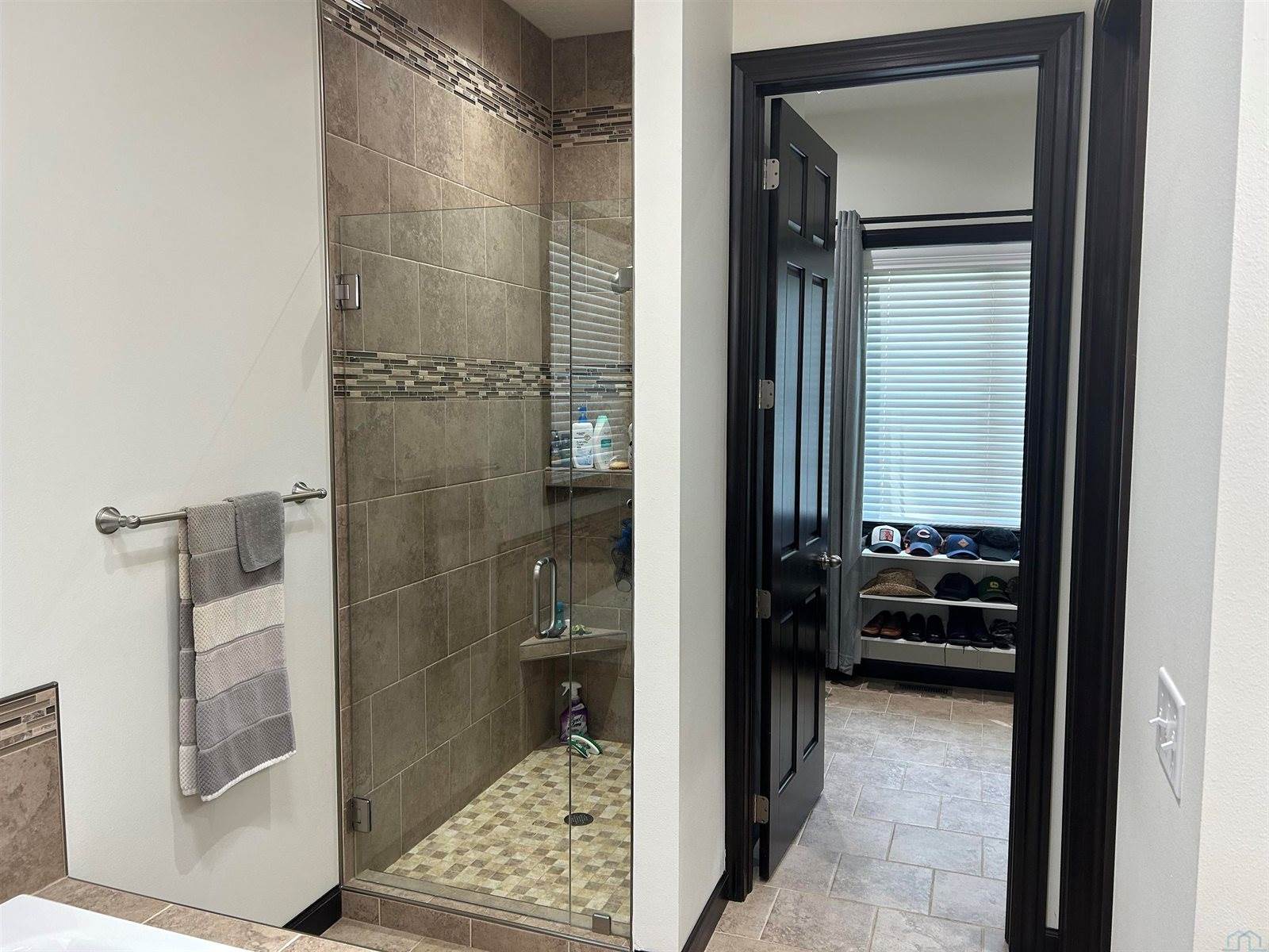 875 E Sawgrass Trail, Dakota Dunes, SD 57049