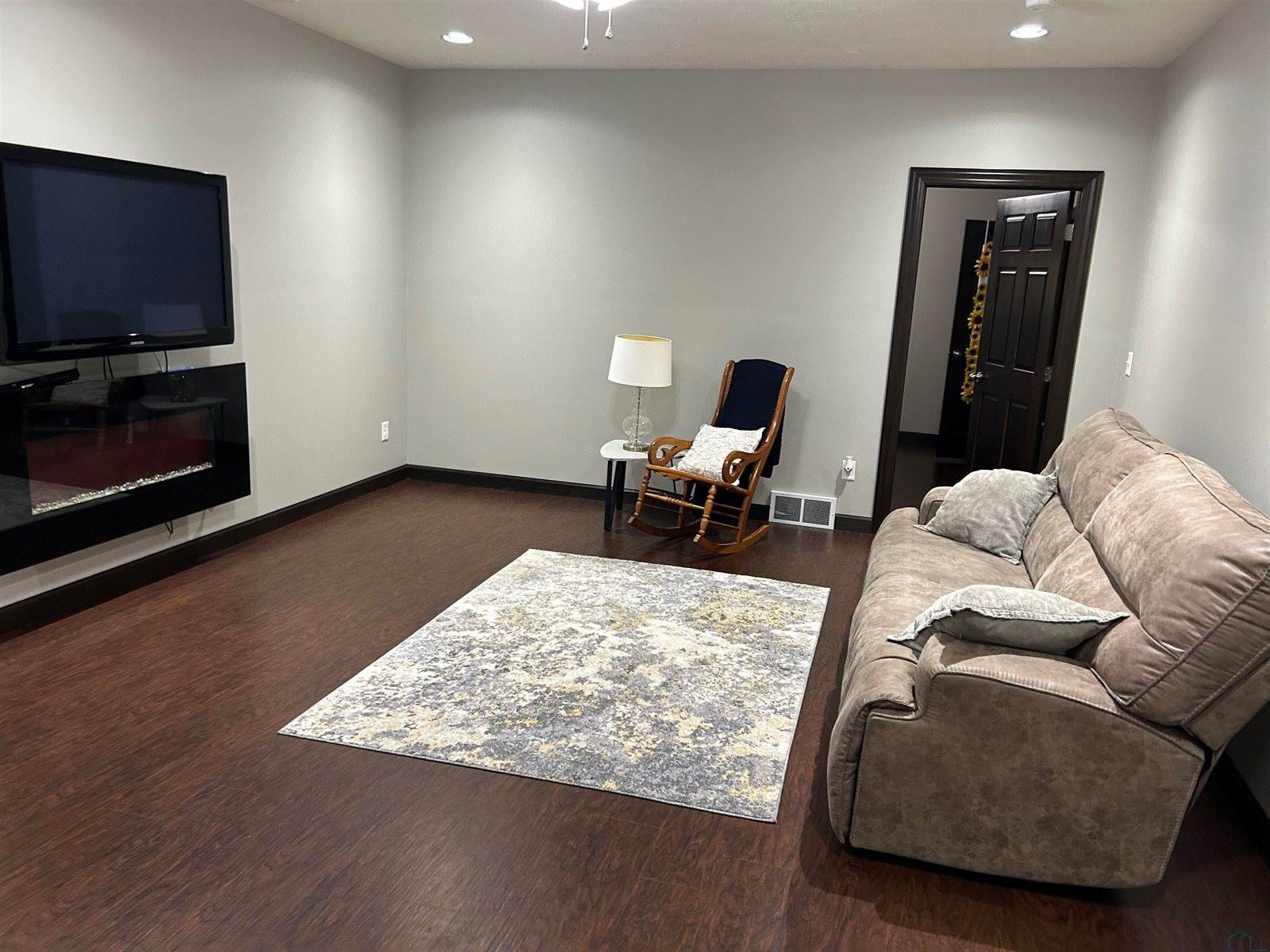 875 E Sawgrass Trail, Dakota Dunes, SD 57049