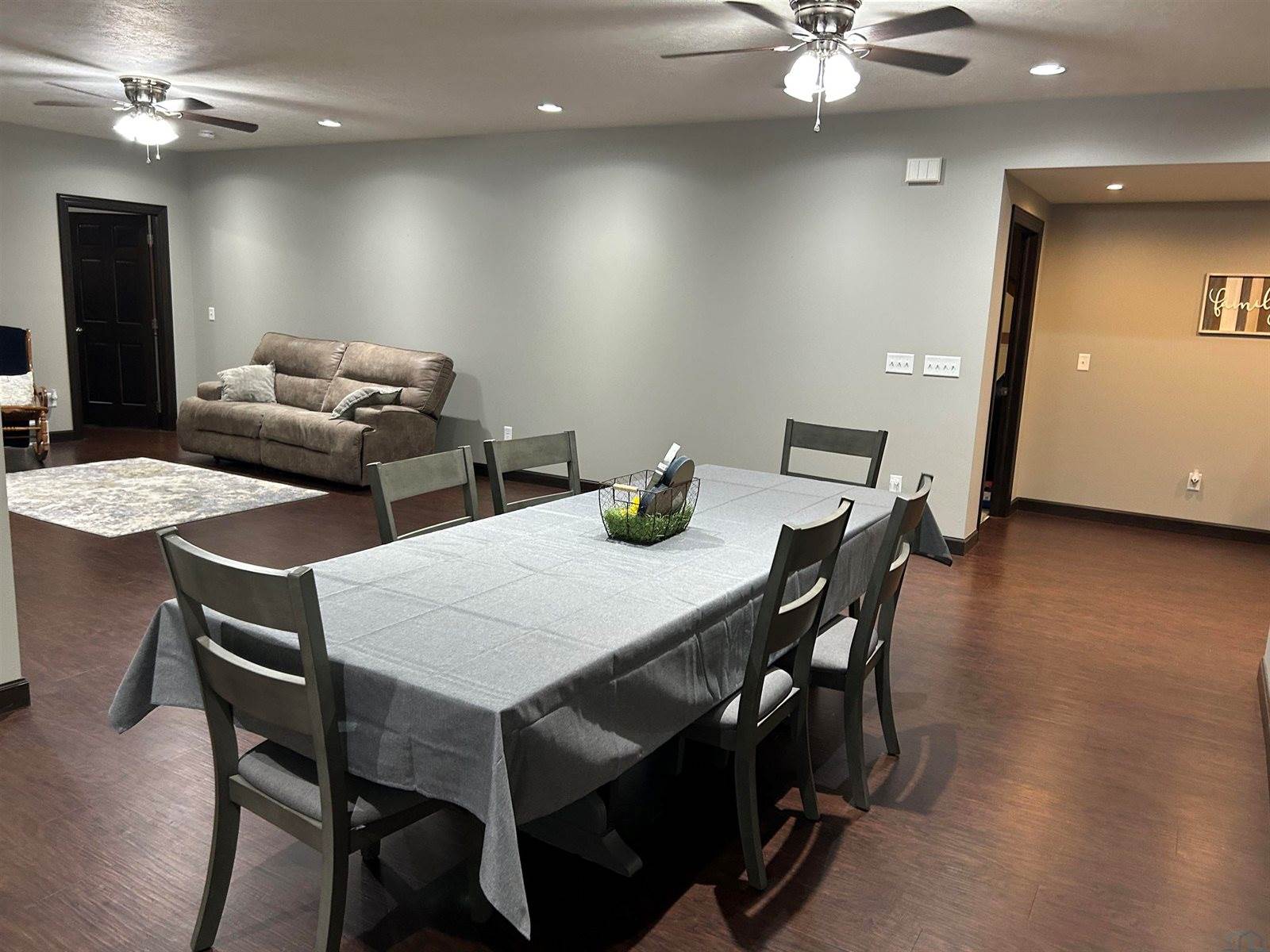 875 E Sawgrass Trail, Dakota Dunes, SD 57049