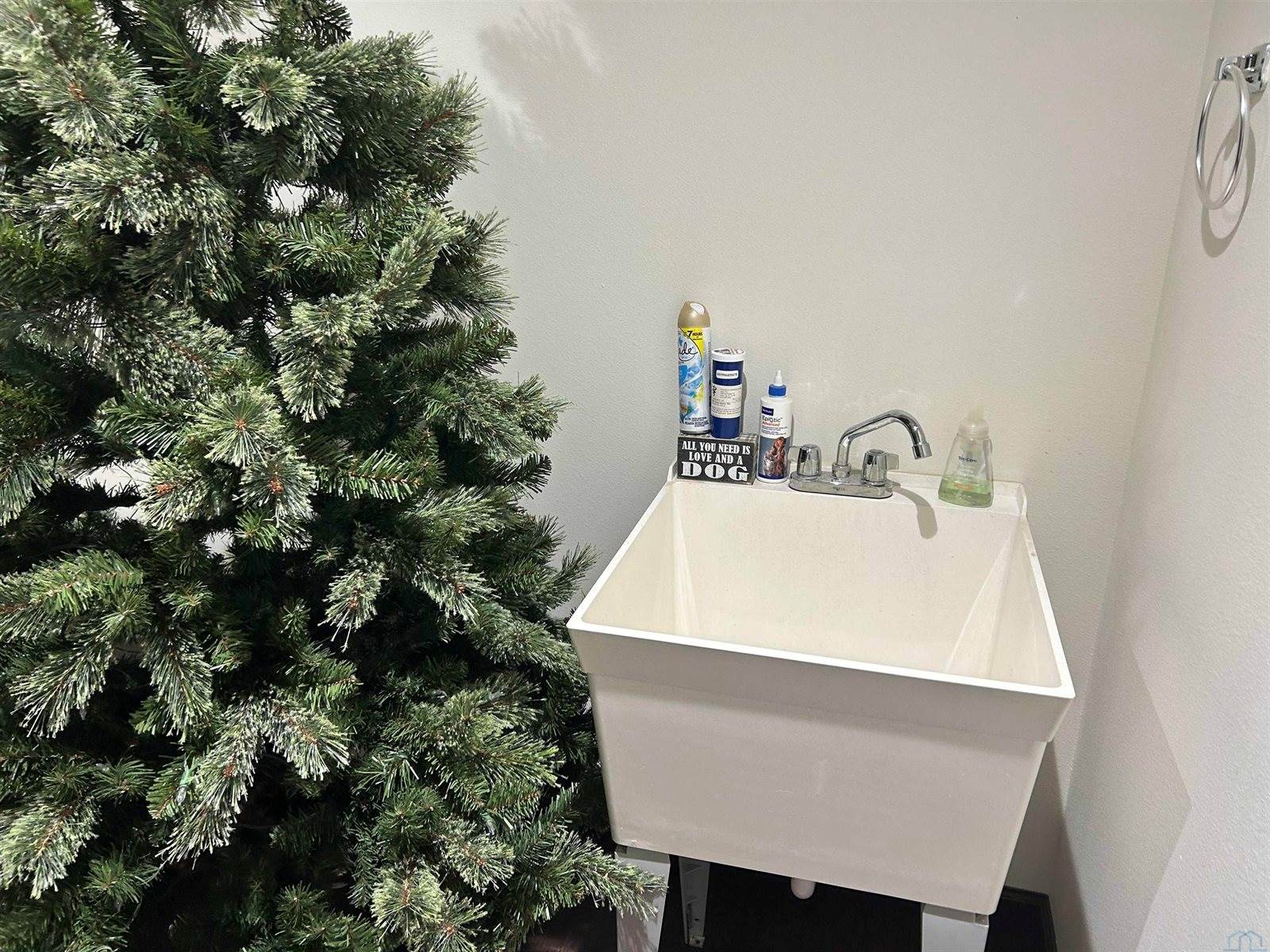 875 E Sawgrass Trail, Dakota Dunes, SD 57049