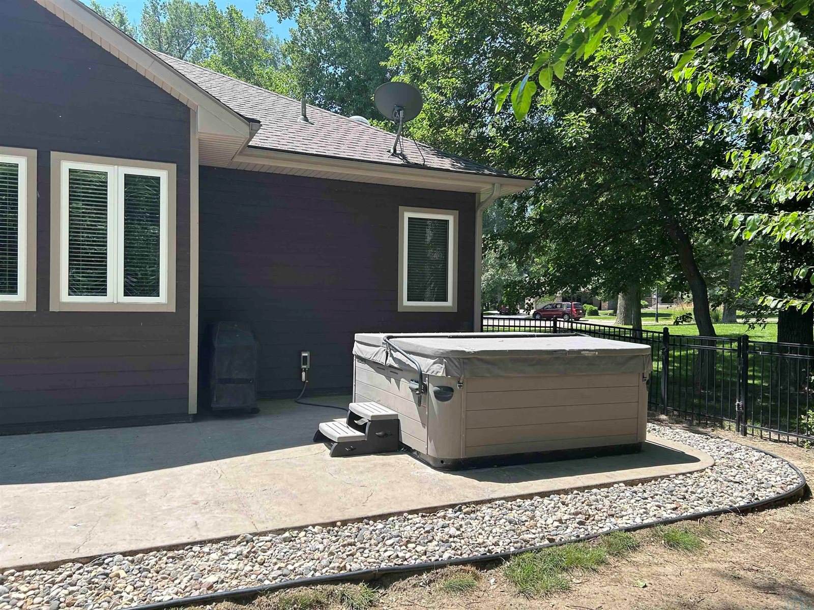 875 E Sawgrass Trail, Dakota Dunes, SD 57049