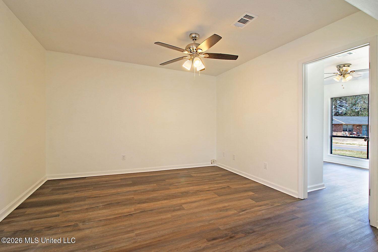 15825 Waycross Drive, Biloxi, MS 39532