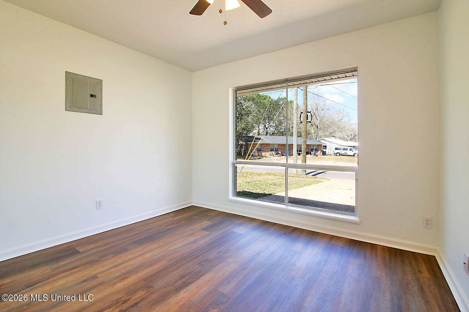 15825 Waycross Drive, Biloxi, MS 39532