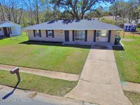 15825 Waycross Drive, Biloxi, MS 39532