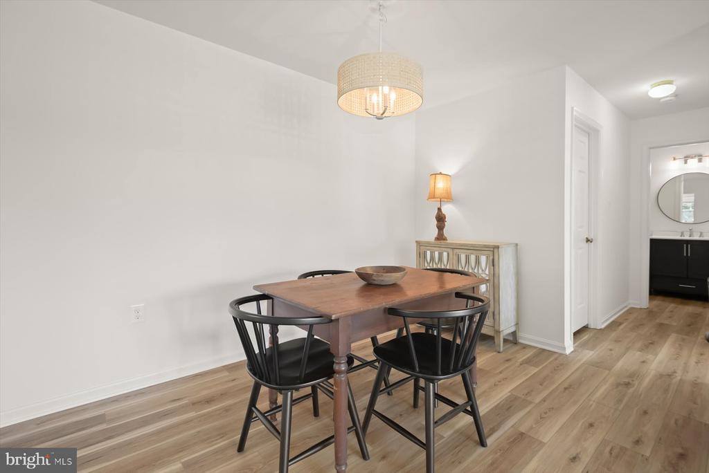 8830 Tanglewood Lane, Manassas, VA 20110