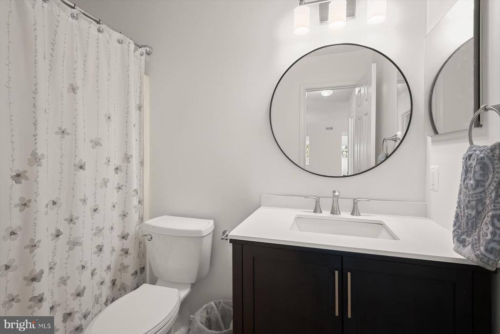 8830 Tanglewood Lane, Manassas, VA 20110