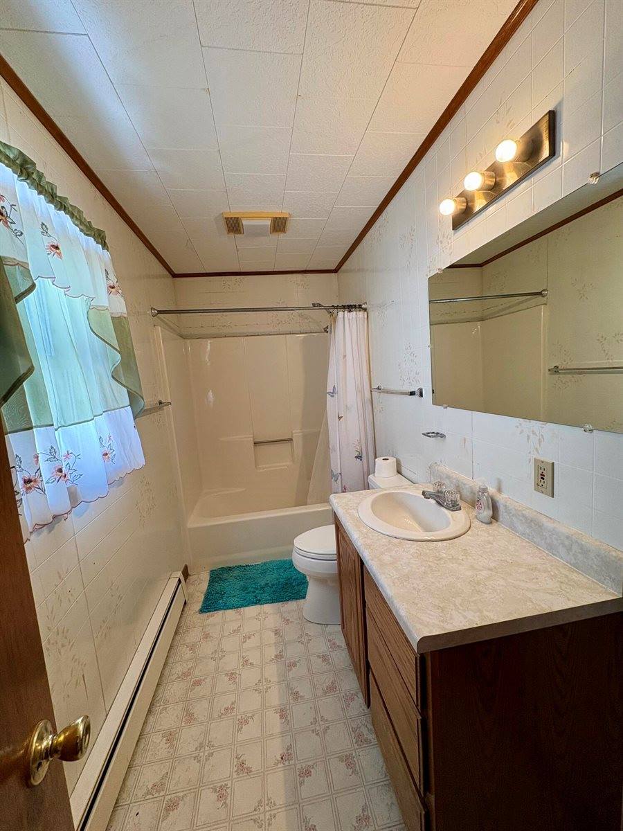 56 Station Street, Ashland, ME 04732