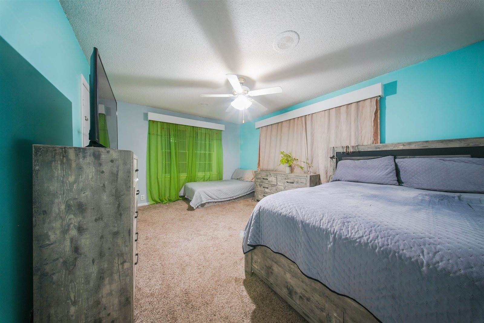 113 South Country Club Rd, Arkansas City, KS 67005