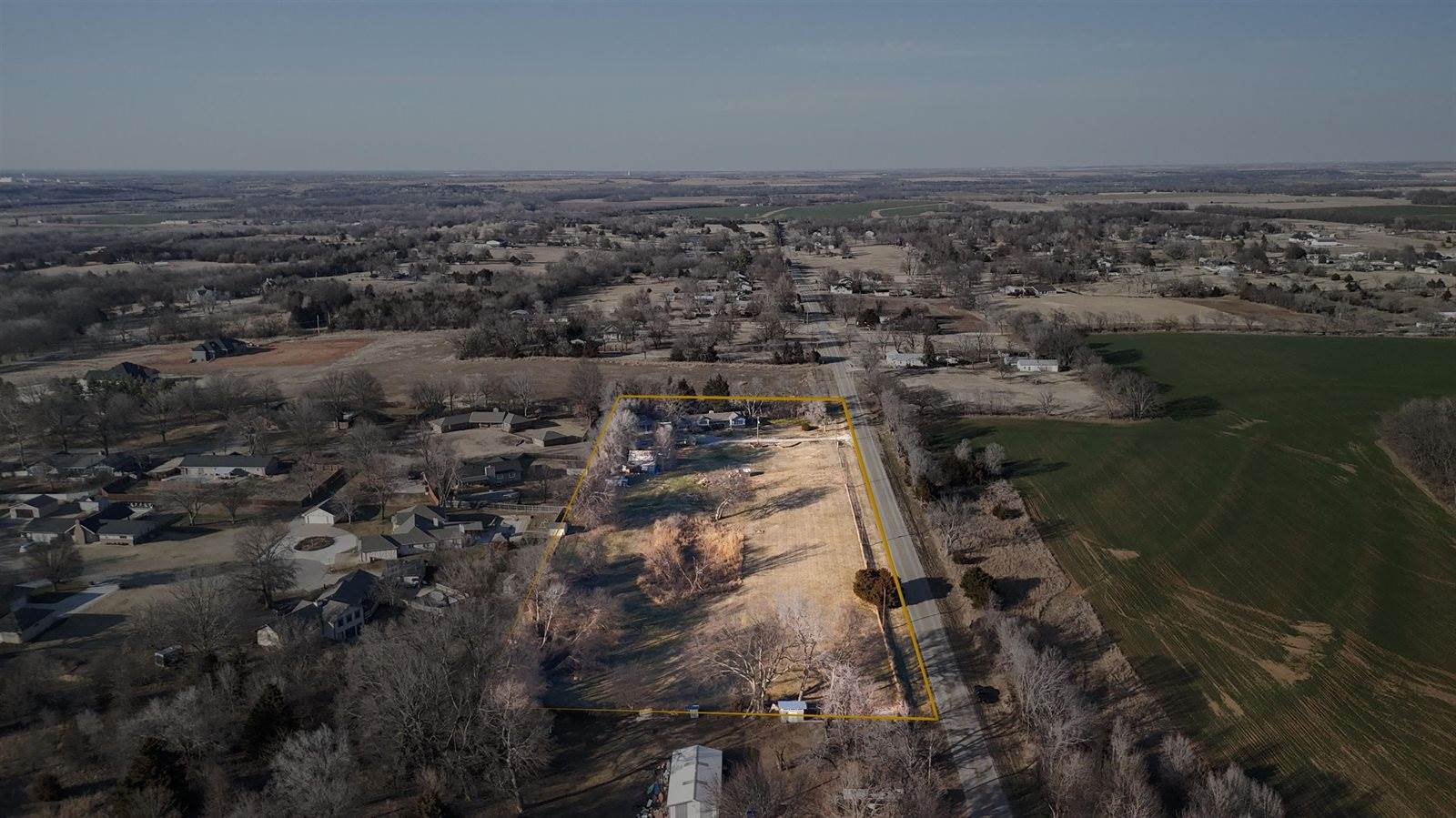 113 South Country Club Rd, Arkansas City, KS 67005