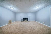 113 South Country Club Rd, Arkansas City, KS 67005