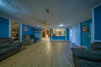 113 South Country Club Rd, Arkansas City, KS 67005