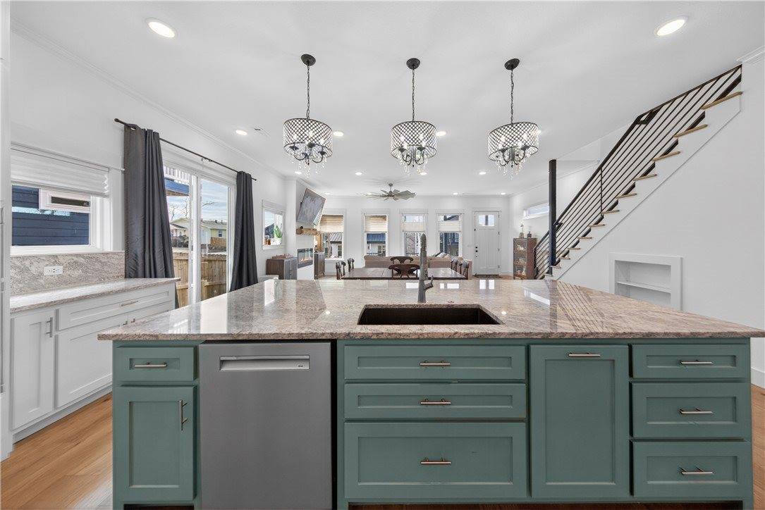1054 Main Street, Bentonville, AR 72712