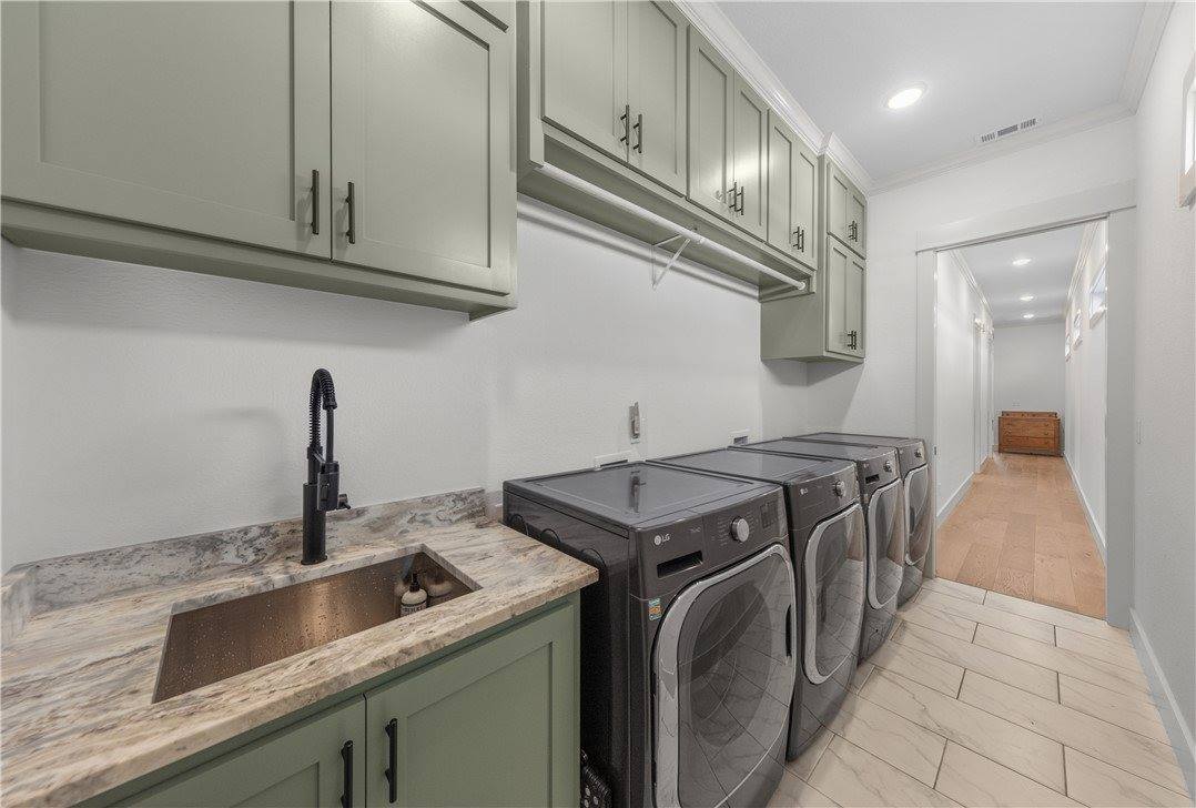 1054 Main Street, Bentonville, AR 72712