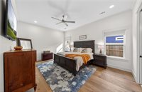 1054 Main Street, Bentonville, AR 72712