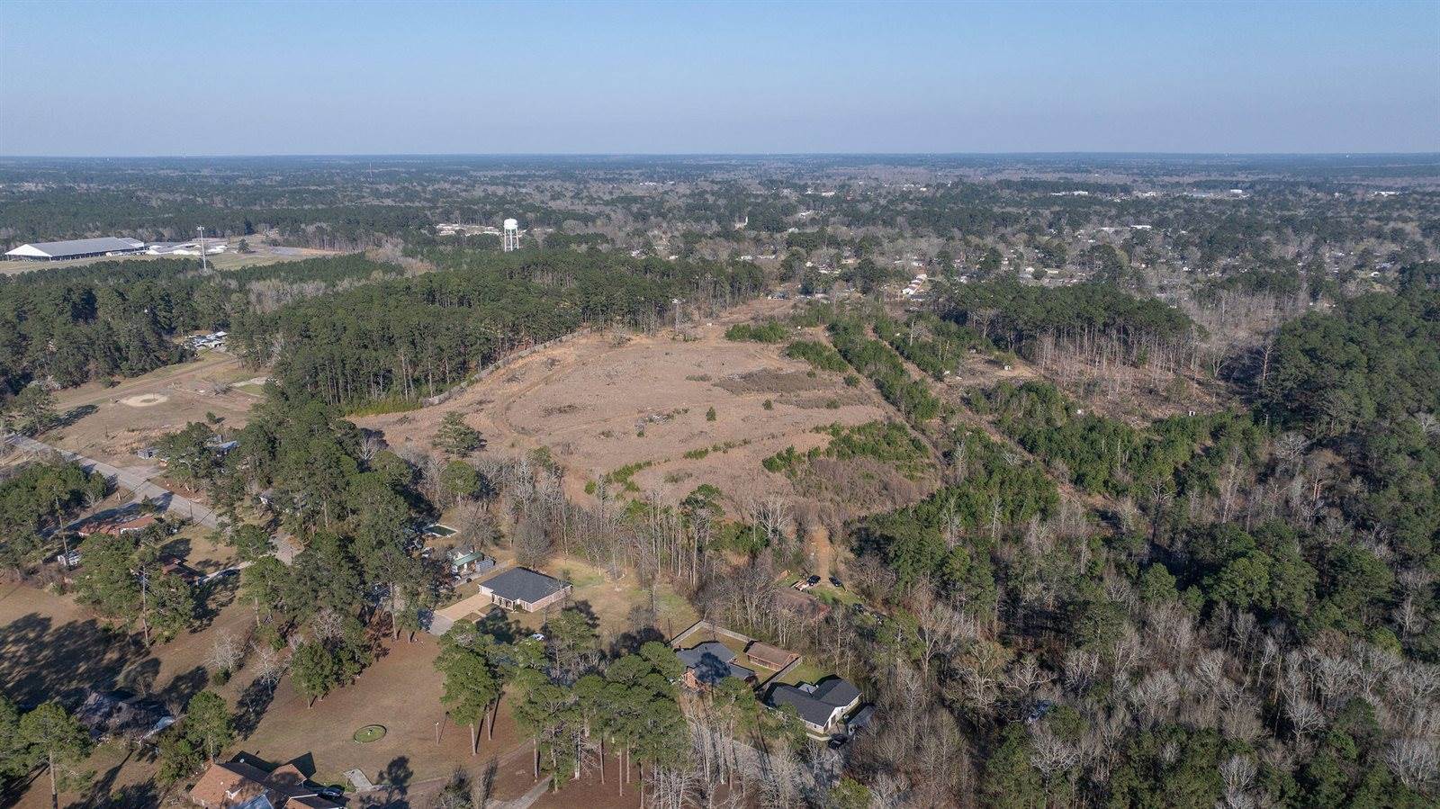 2109 Nolan Trce, Leesville, LA 71446