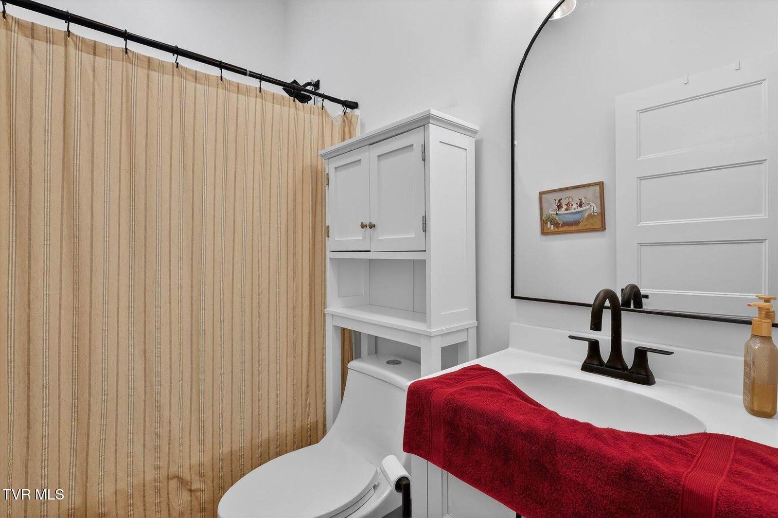 1610 East Millard Street, Johnson City, TN 37601