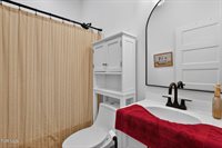 1610 East Millard Street, Johnson City, TN 37601