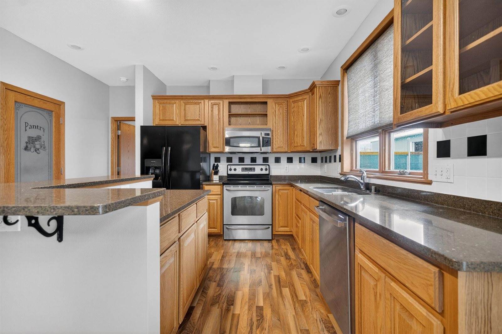 218 Kilbourn St, Horicon, WI 53032