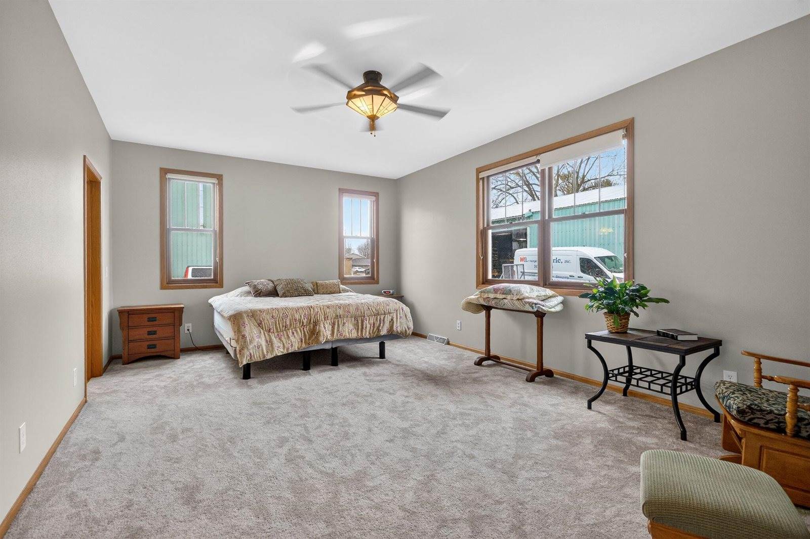 218 Kilbourn St, Horicon, WI 53032