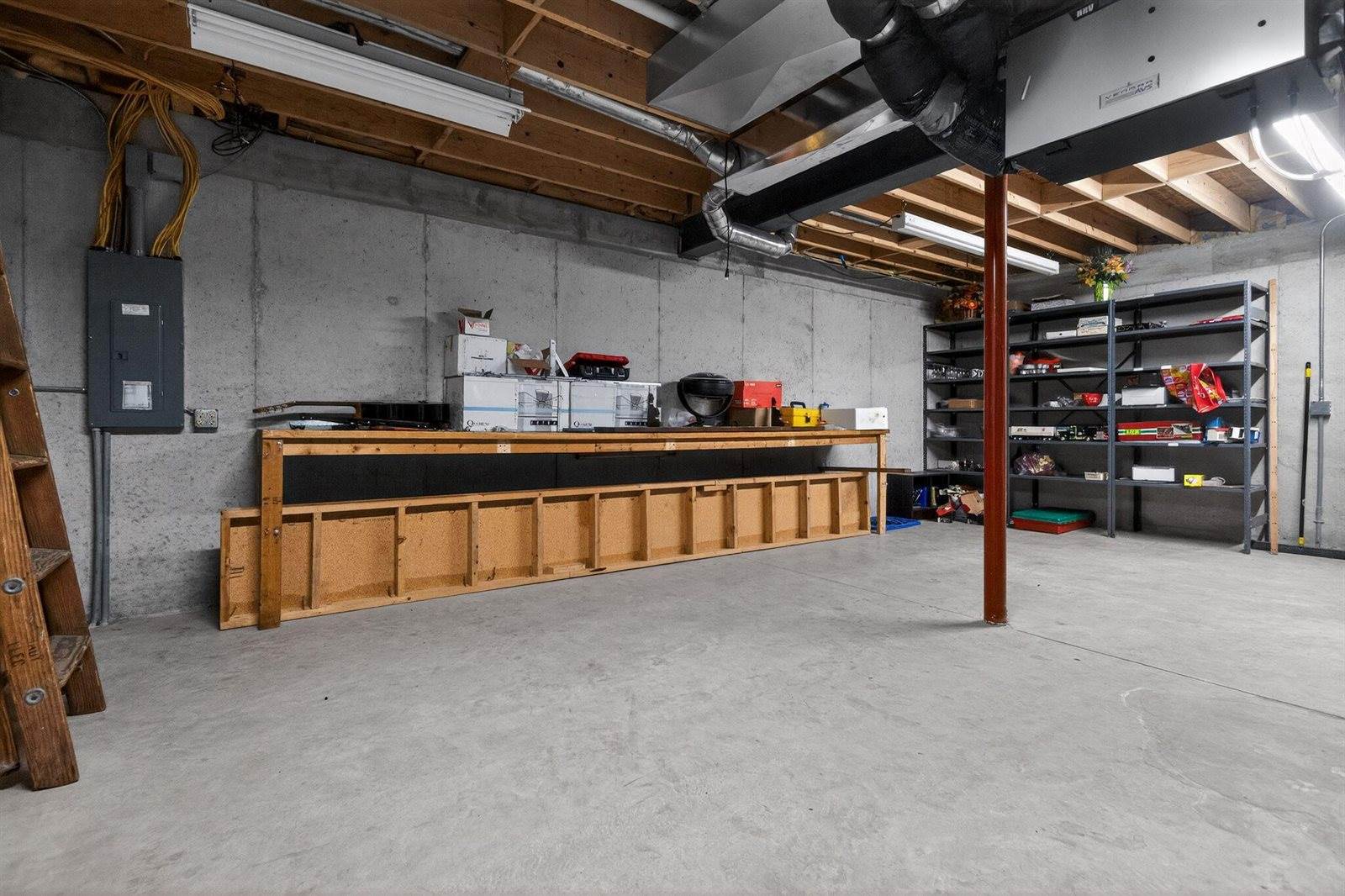 218 Kilbourn St, Horicon, WI 53032