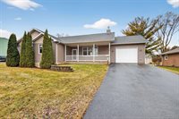 218 Kilbourn St, Horicon, WI 53032