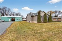 218 Kilbourn St, Horicon, WI 53032