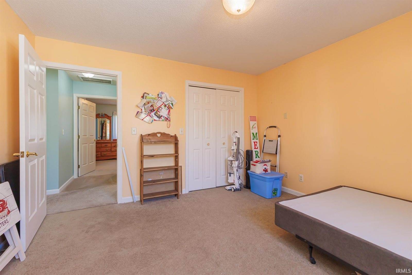 4705 E Heritage Circle, Muncie, IN 47303