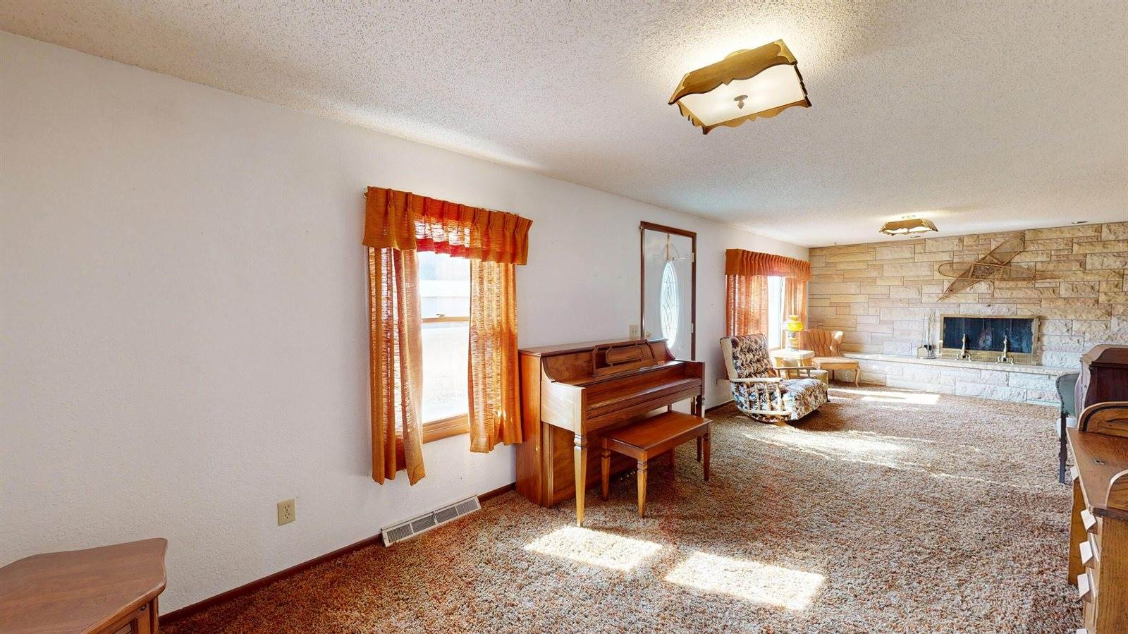 16884 County Road S -, Hickory Grove, WI 53805