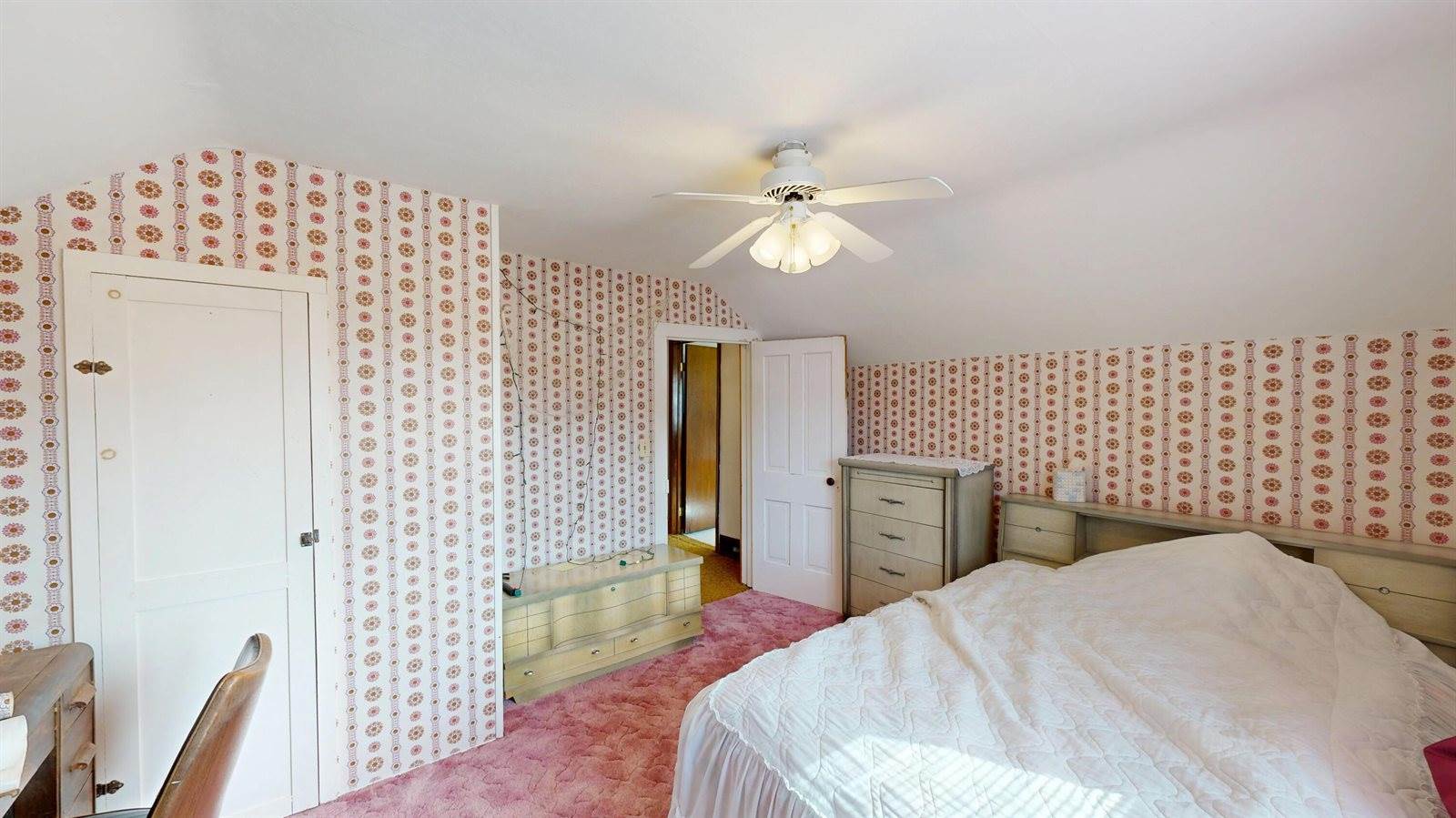 16884 County Road S -, Hickory Grove, WI 53805