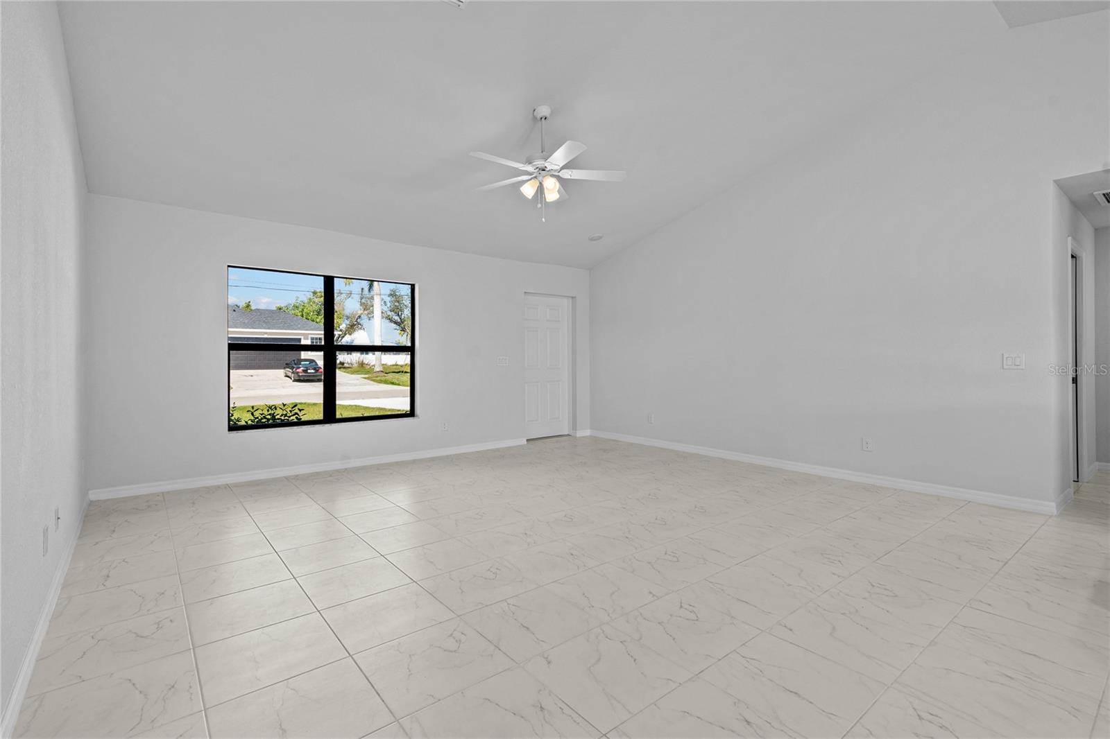 710 NW 2ND Lane, Cape Coral, FL 33993