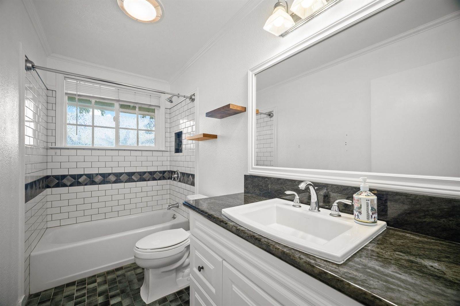 181 Pokukala St, Kapaa, HI 96746