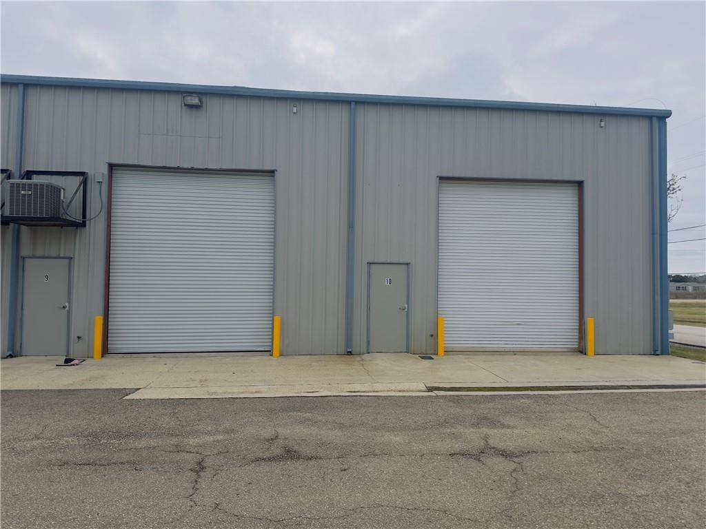 15073 West Club Deluxe Road, Hammond, LA 70403