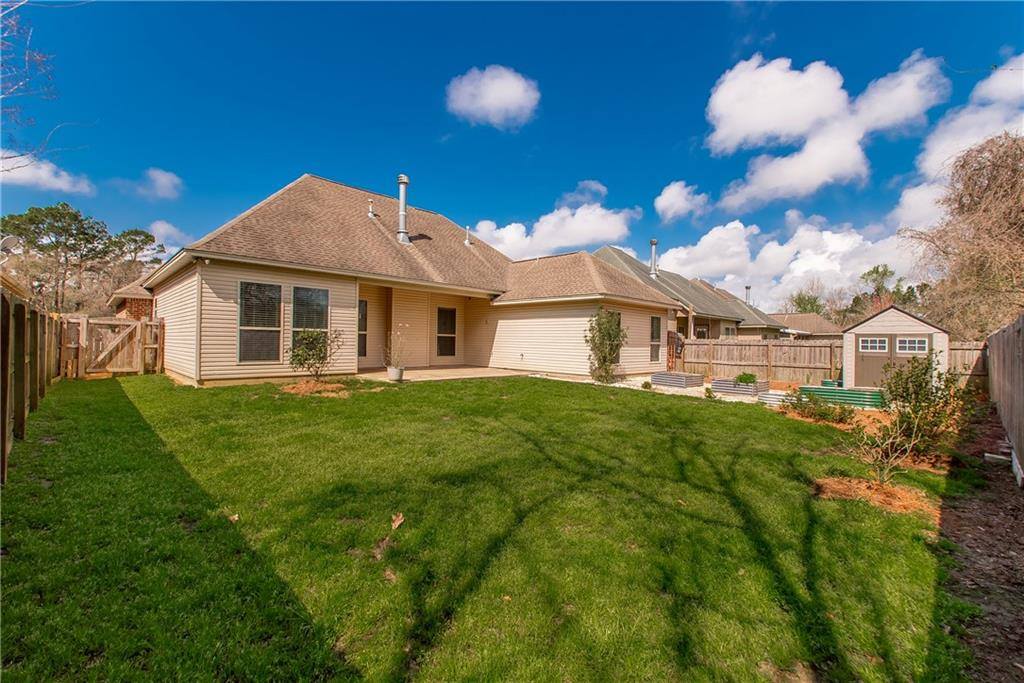 632 Brown Thrasher N Loop, Madisonville, LA 70447