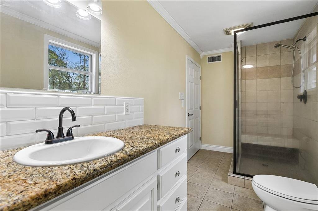 11114 Highway 22, Ponchatoula, LA 70454