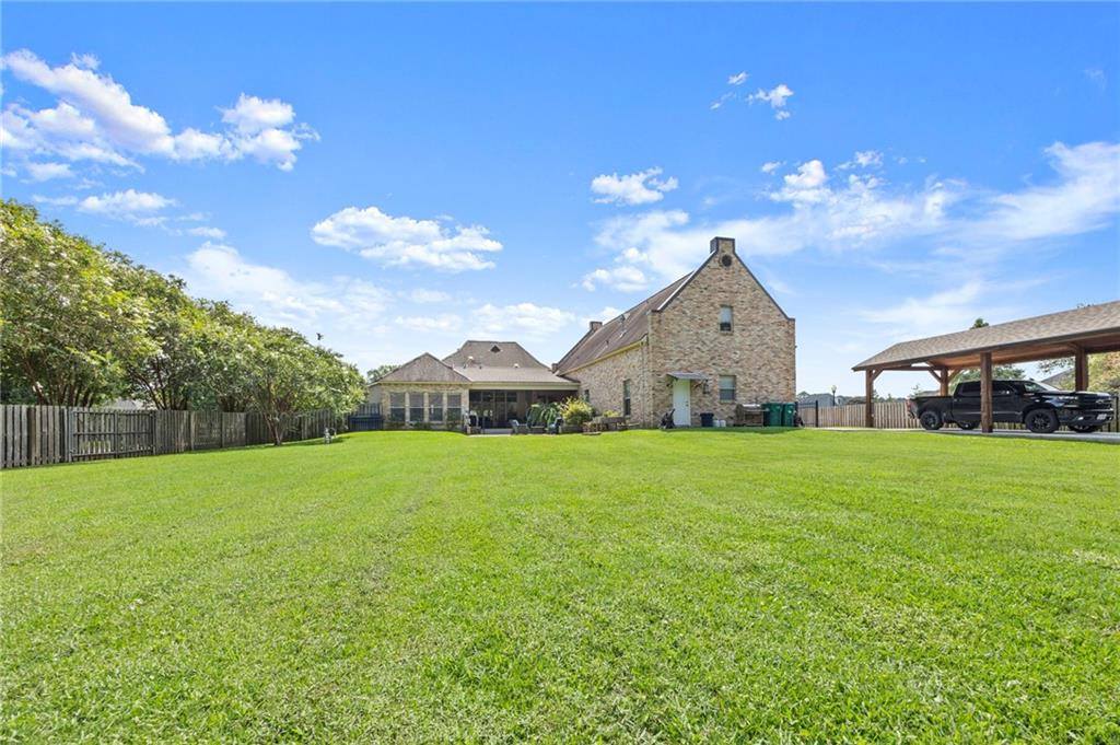 9291 Pebble Beach Circle, Denham Springs, LA 70726