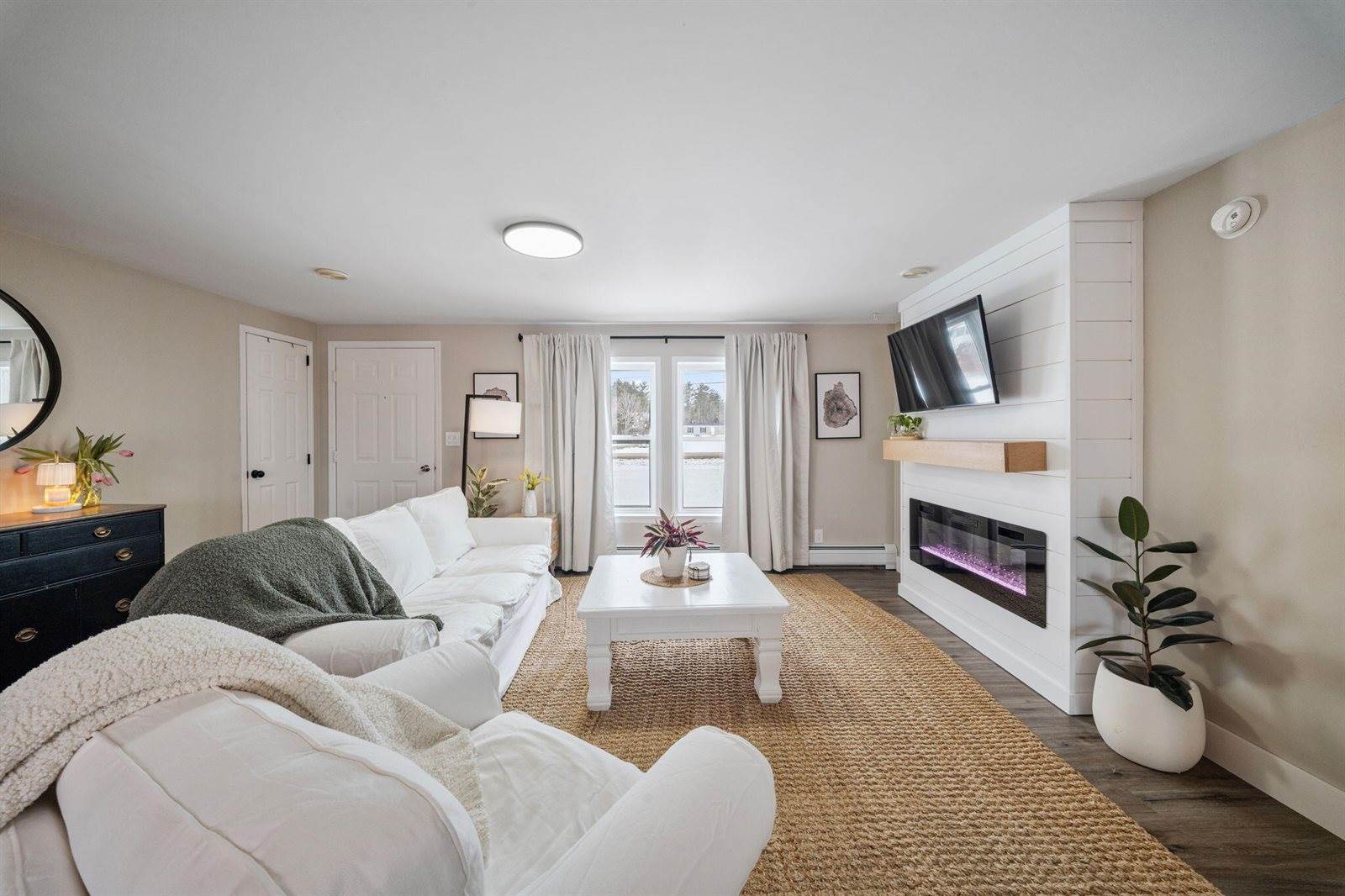 291 Sawyer Road, Hampden, ME 04444