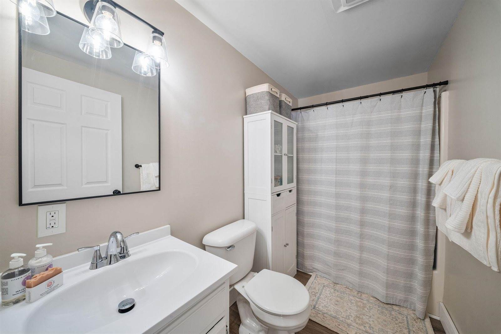 291 Sawyer Road, Hampden, ME 04444