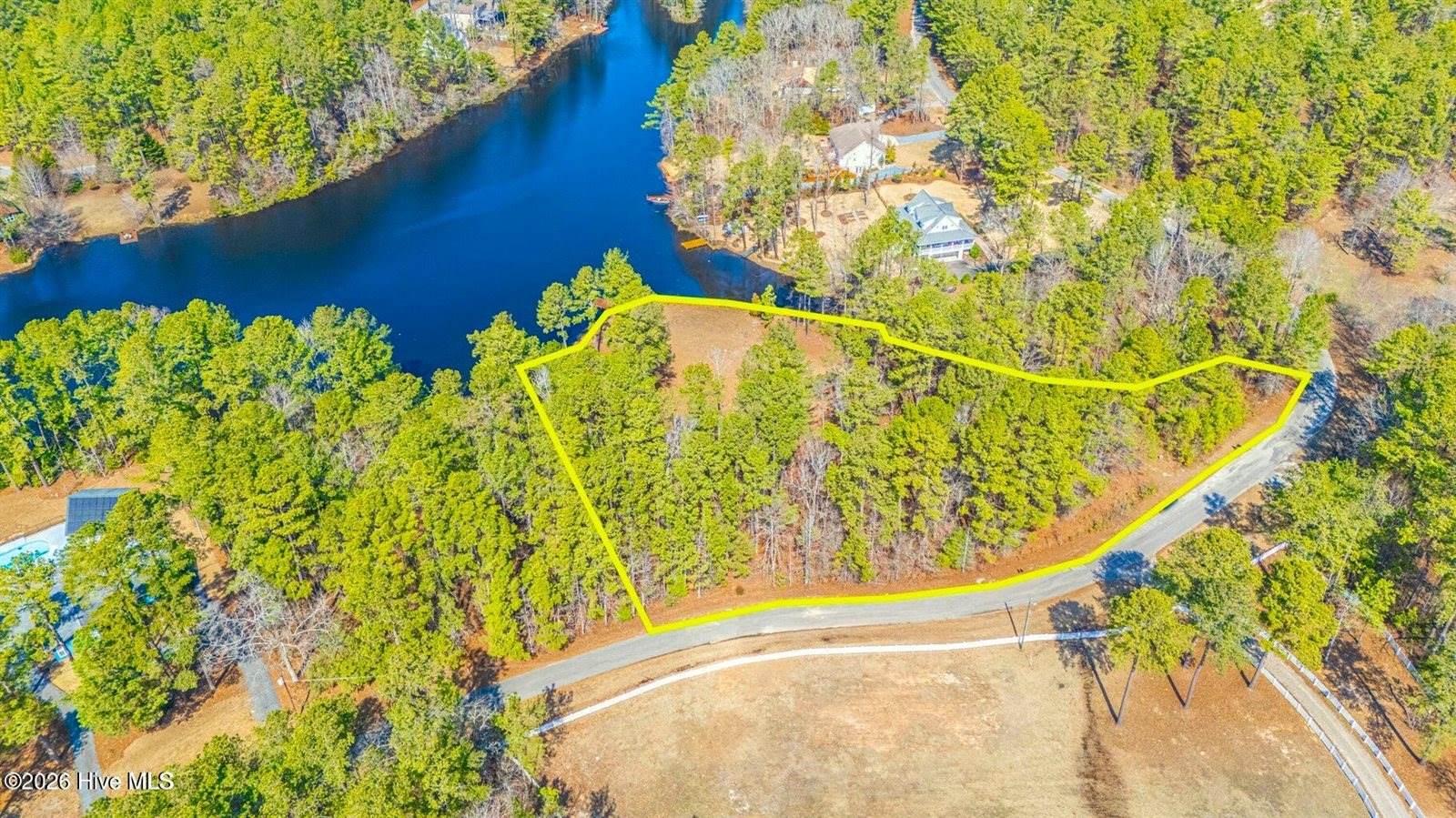 305 Lakewood Drive, Aberdeen, NC 28315