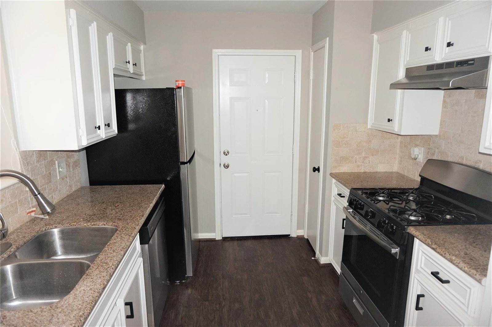 2727 Tinechester Drive, Houston, TX 77339