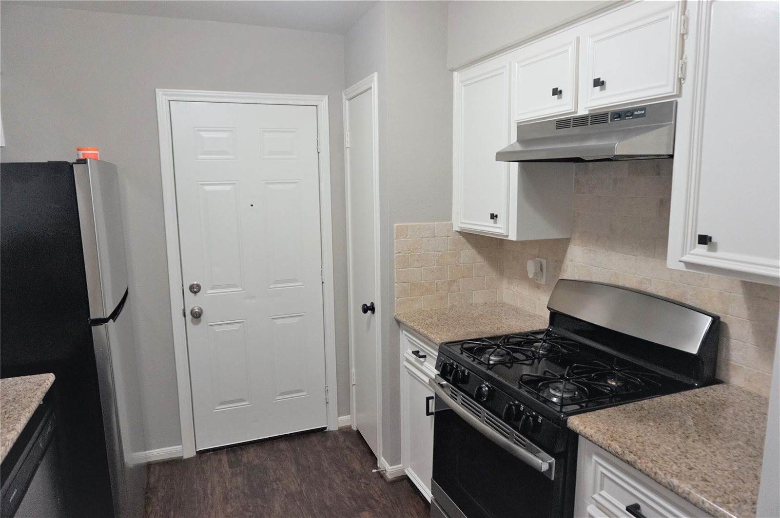 2727 Tinechester Drive, Houston, TX 77339