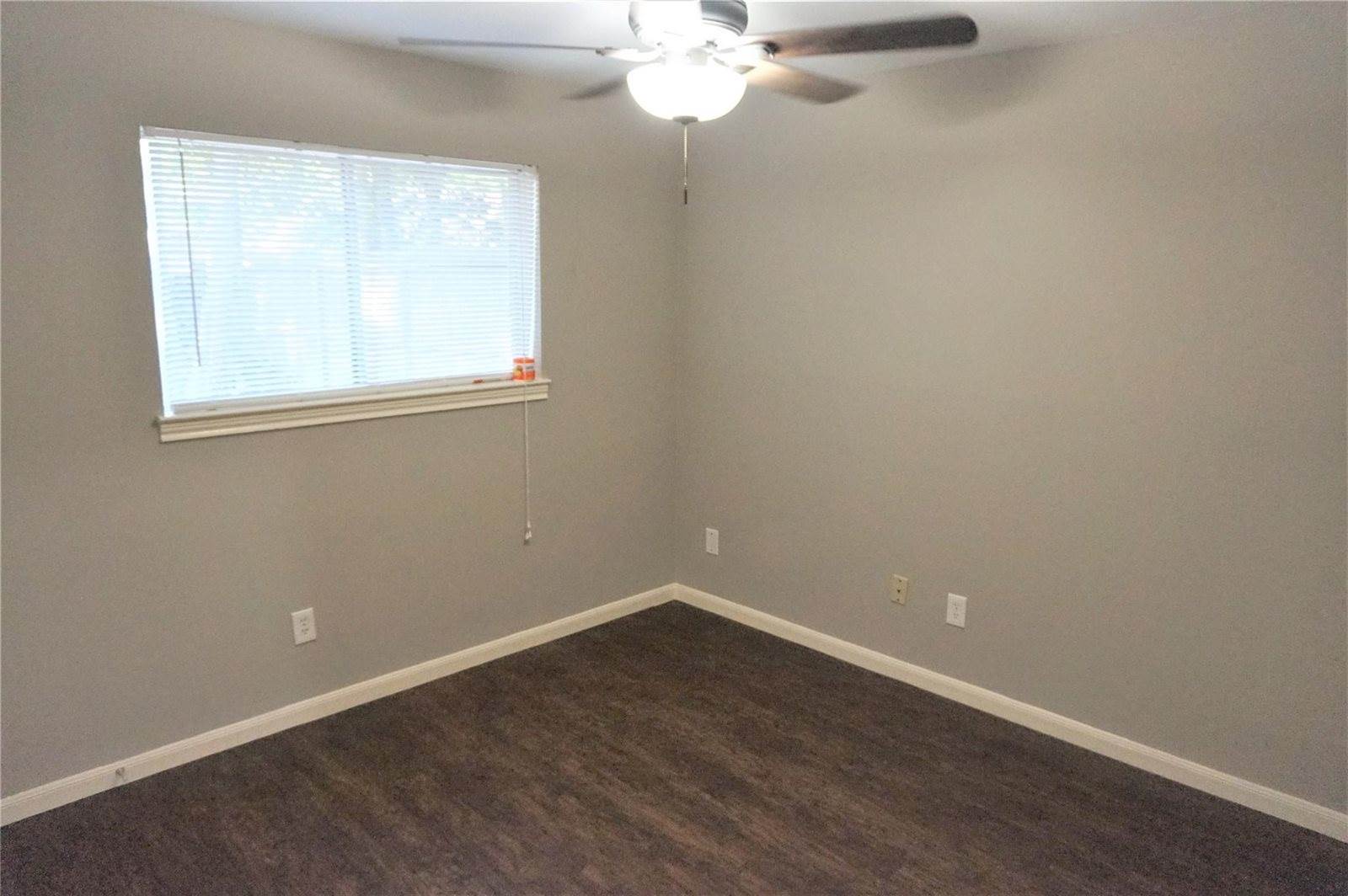 2727 Tinechester Drive, Houston, TX 77339