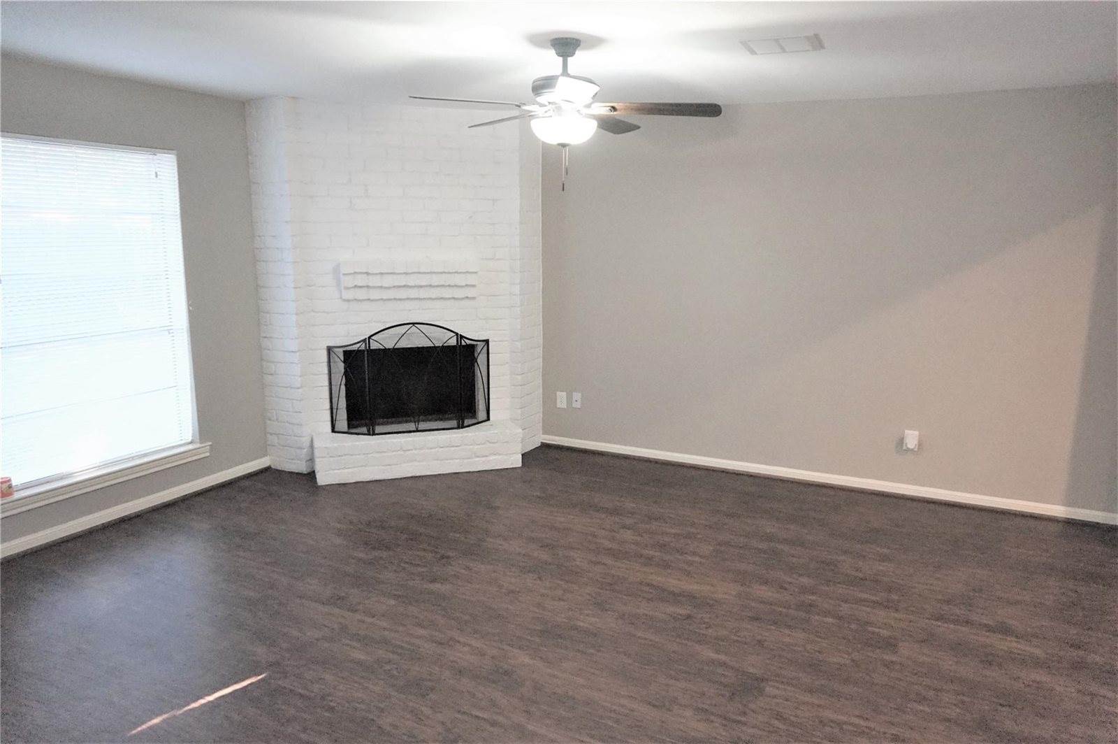 2727 Tinechester Drive, Houston, TX 77339