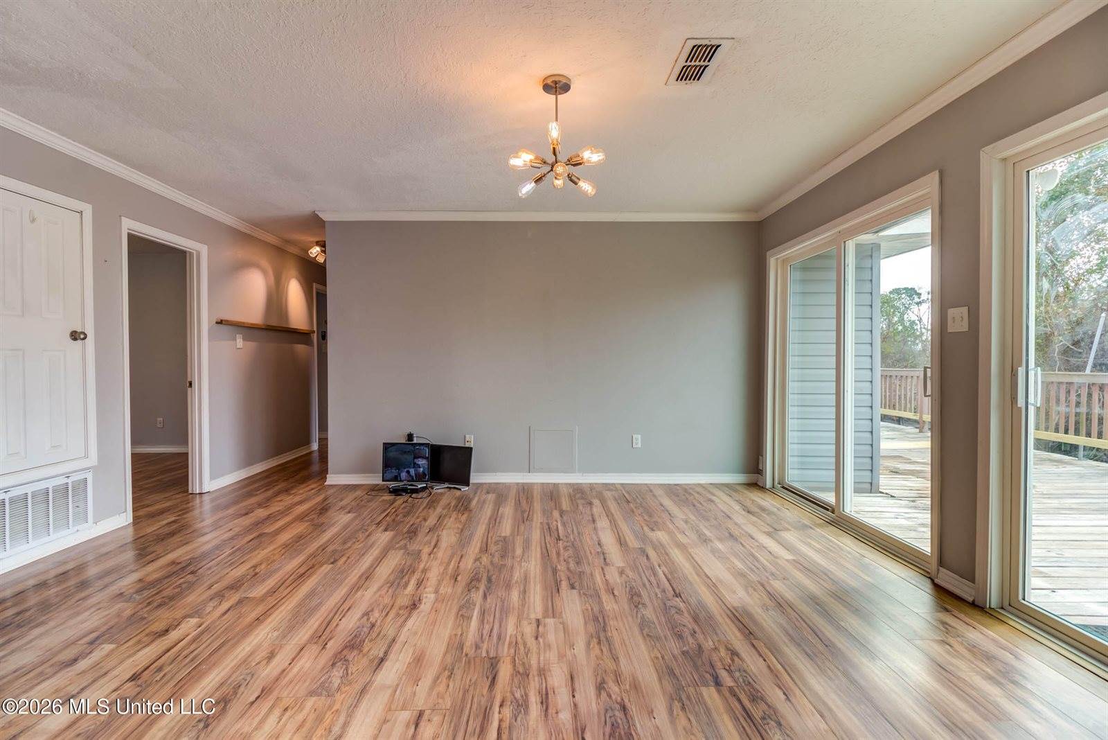 661 Michelle Drive, Biloxi, MS 39532