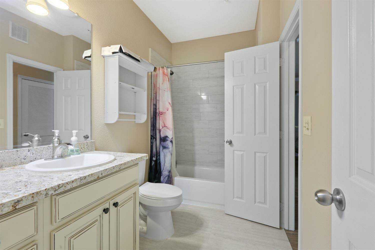 8434 Walerga Road, #128, Antelope, CA 95843